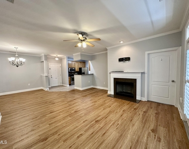 2810 Bedford Green Avenue - Photo Thumbnail 12