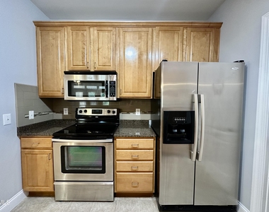 2810 Bedford Green Avenue - Photo Thumbnail 5