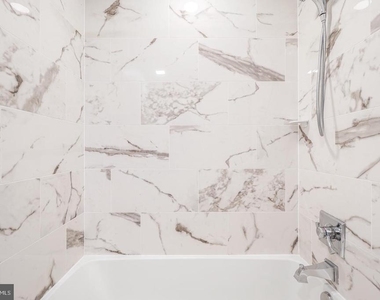 1245 N Pierce Street - Photo Thumbnail 36