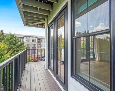 1245 N Pierce Street - Photo Thumbnail 47