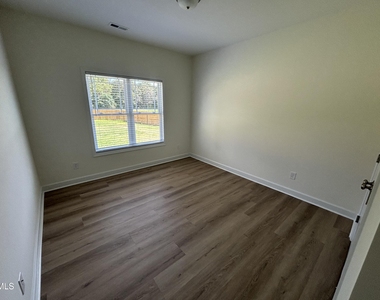 1846 N Spring Branch Road - Photo Thumbnail 4