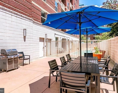 880 N Pollard Street - Photo Thumbnail 26