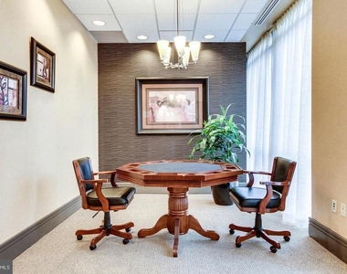 880 N Pollard Street - Photo Thumbnail 32