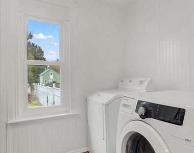 531 Baltimore Street - Photo Thumbnail 21