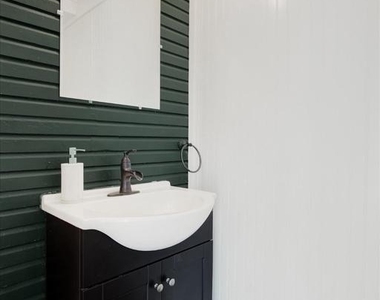 531 Baltimore Street - Photo Thumbnail 18