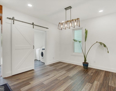 531 Baltimore Street - Photo Thumbnail 14