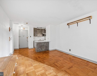 2601 Pennsylvania Avenue - Photo Thumbnail 5