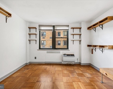 2601 Pennsylvania Avenue - Photo Thumbnail 6