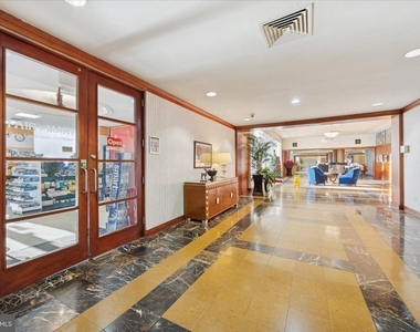 2601 Pennsylvania Avenue - Photo Thumbnail 14