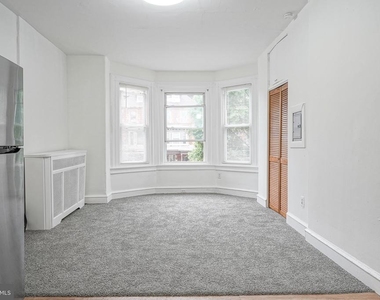 510 S 48th Street - Photo Thumbnail 7