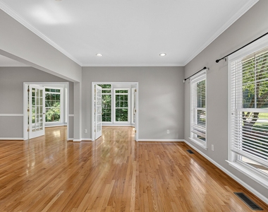 3204 Orchestra Court - Photo Thumbnail 8