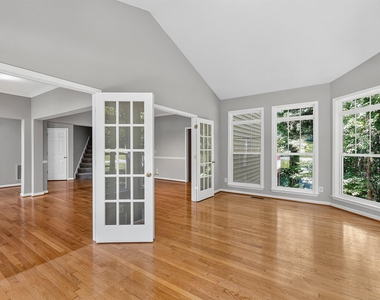 3204 Orchestra Court - Photo Thumbnail 14