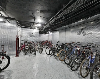 4247 Locust Street - Photo Thumbnail 33
