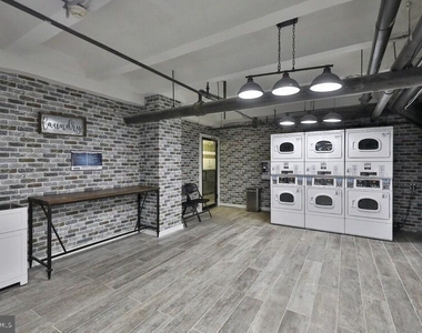 4247 Locust Street - Photo Thumbnail 36