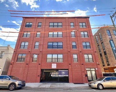 3045 Richmond Street - Photo Thumbnail 12