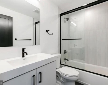 3045 Richmond Street - Photo Thumbnail 23