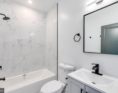 1224 W Silver Street - Photo Thumbnail 5