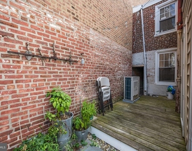1636 E Wilt Street - Photo Thumbnail 12