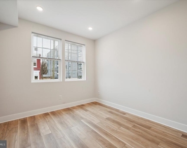 614 N Union Street - Photo Thumbnail 3