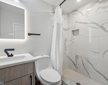 614 N Union Street - Photo Thumbnail 6