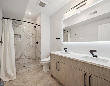 614 N Union Street - Photo Thumbnail 5