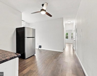 1219 S 46th Street - Photo Thumbnail 2