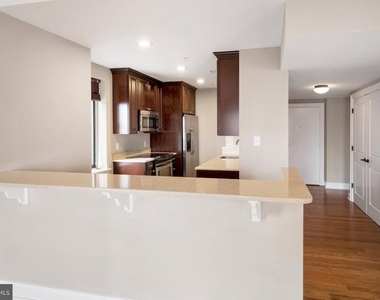 222 W Rittenhouse Square - Photo Thumbnail 25