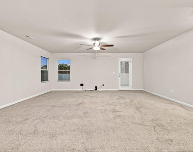 195 Bracknell Lane - Photo Thumbnail 10