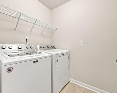 195 Bracknell Lane - Photo Thumbnail 18