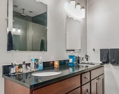 2311 E Gordon Street - Photo Thumbnail 16