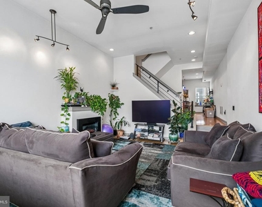 2311 E Gordon Street - Photo Thumbnail 1
