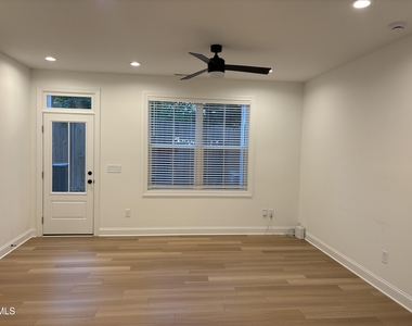 4801 Gossamer Lane - Photo Thumbnail 6