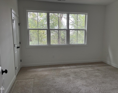 4801 Gossamer Lane - Photo Thumbnail 10