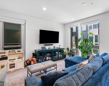 3107 Birchview Walk - Photo Thumbnail 9