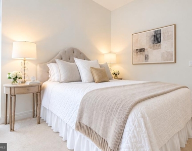 1414 S Penn Square - Photo Thumbnail 27