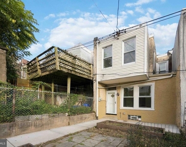 3671 Eveline Street - Photo Thumbnail 22