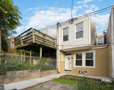 3671 Eveline Street - Photo Thumbnail 21