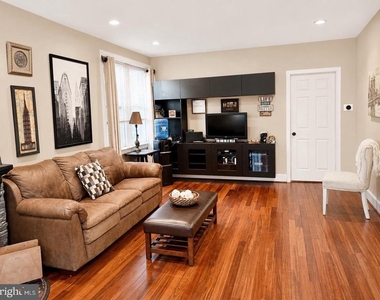 25 E Germantown Pike - Photo Thumbnail 11