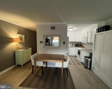1334 Montgomery Avenue - Photo Thumbnail 8
