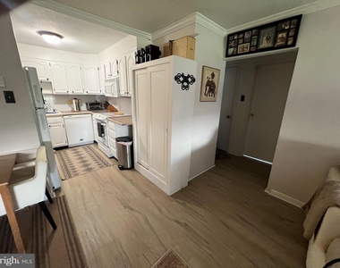 1334 Montgomery Avenue - Photo Thumbnail 6