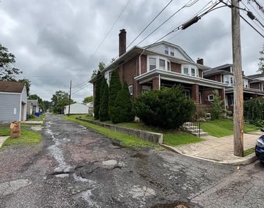 70 S Mount Vernon Street - Photo Thumbnail 34