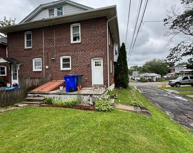 70 S Mount Vernon Street - Photo Thumbnail 29