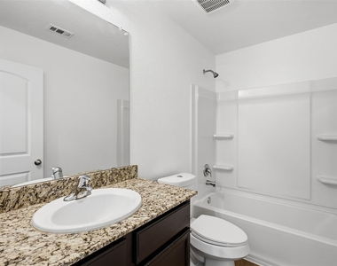 1013 Woodward Court Ct - Photo Thumbnail 26