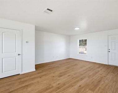 1013 Woodward Court Ct - Photo Thumbnail 16