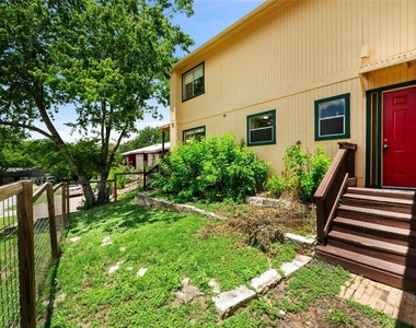 2316 Montclaire St - Photo Thumbnail 2