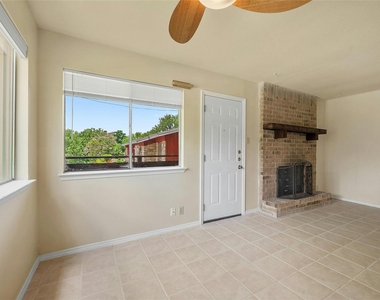 2316 Montclaire St - Photo Thumbnail 14
