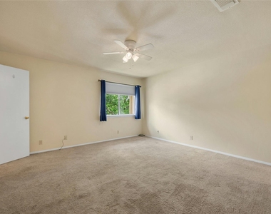 2316 Montclaire St - Photo Thumbnail 23