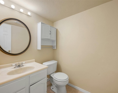 2316 Montclaire St - Photo Thumbnail 25