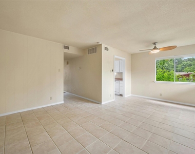 2316 Montclaire St - Photo Thumbnail 9