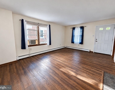 130 Eachus Avenue - Photo Thumbnail 2